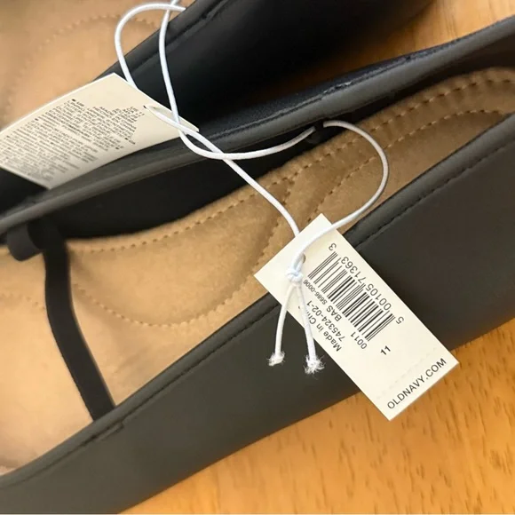 Old Navy Ballet Flats Mary Jane’s Black Burgundy Clove Womens 11 2 Pair Bundle - Picture 3 of 6